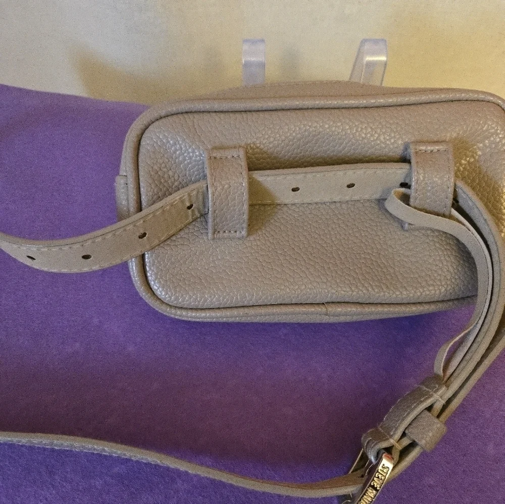 Steve Madden Taupe Leather Crossbody/Belt Bag EUC